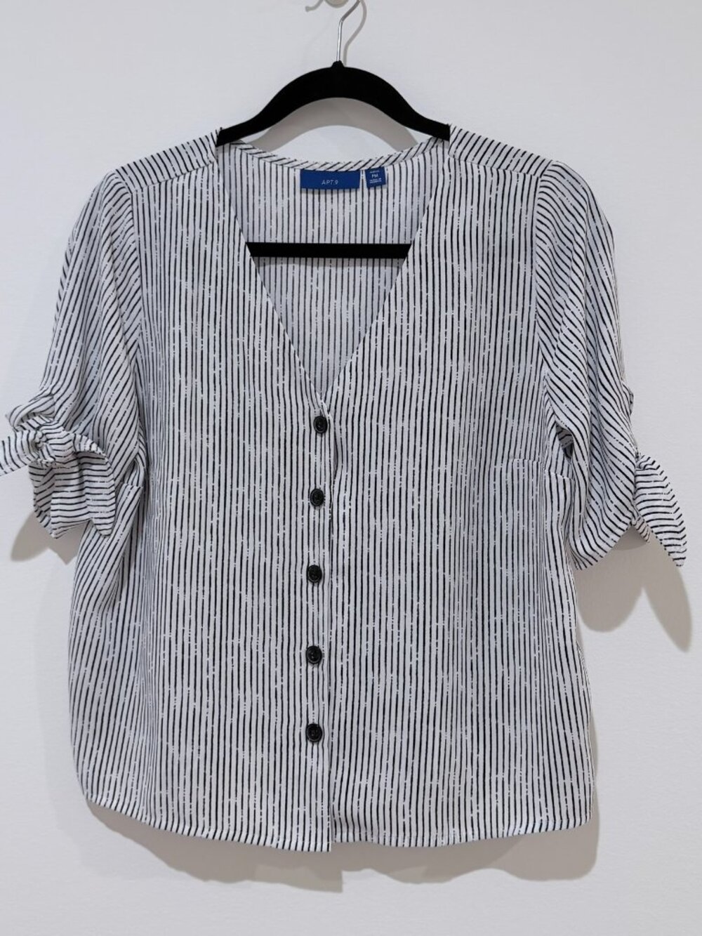 APT. 9 Black & White Vertical Striped V-Neck Blouse with Tie Sleeves. Petite M